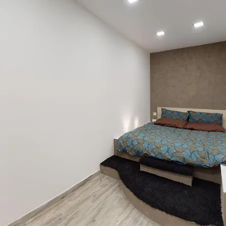 - 1 Bedroom Maisonnette